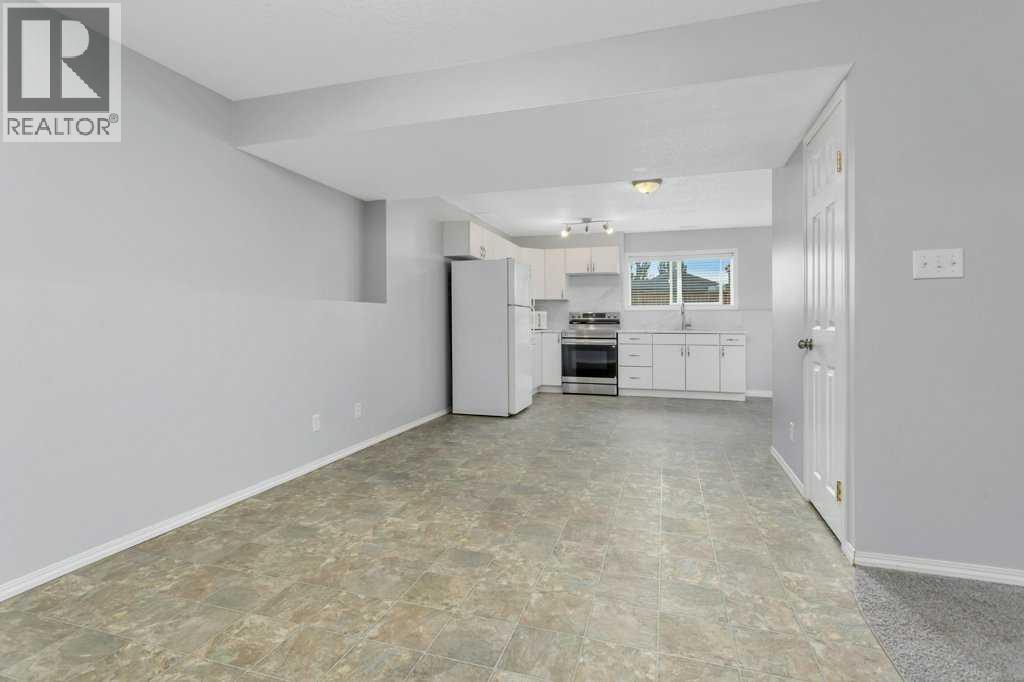 Listing photo – 108 Old Boomer Road, Sylvan Lake