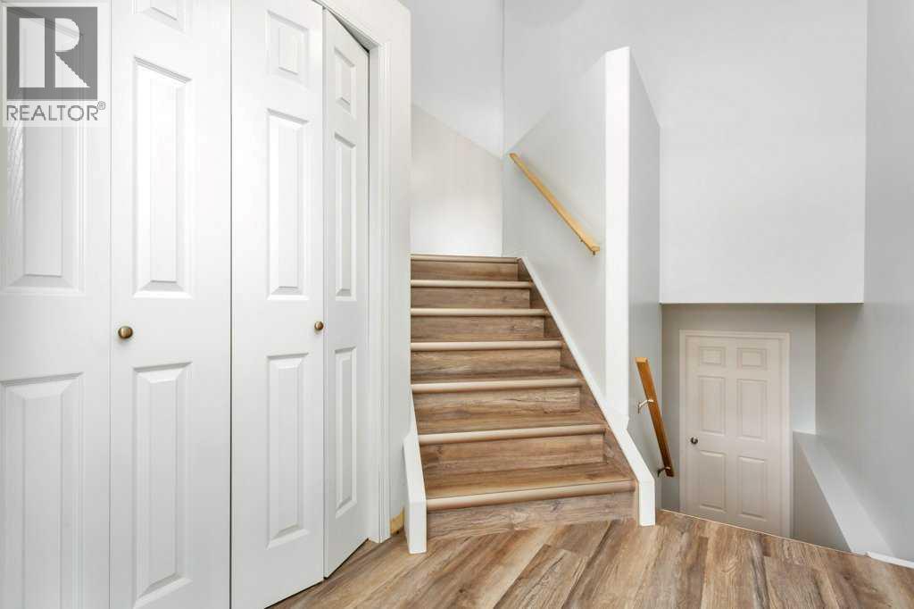 Listing photo – 108 Old Boomer Road, Sylvan Lake