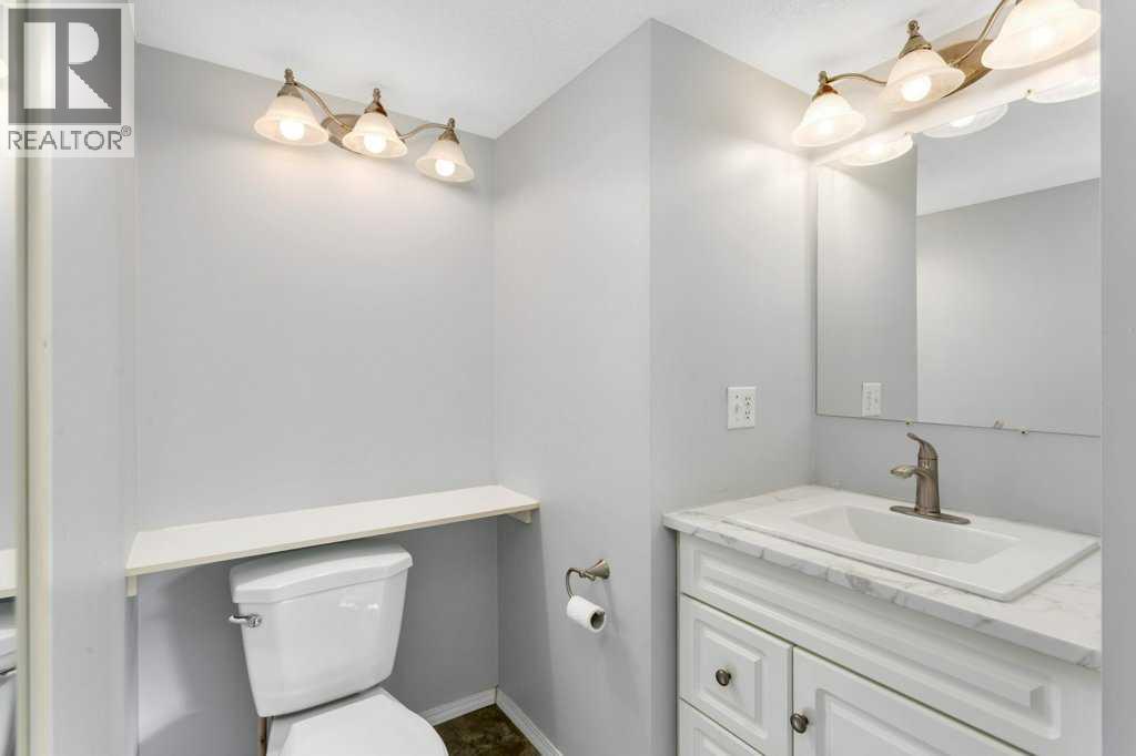 Listing photo – 108 Old Boomer Road, Sylvan Lake