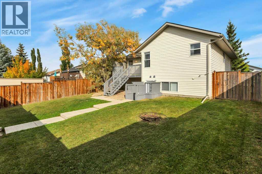 Listing photo – 108 Old Boomer Road, Sylvan Lake