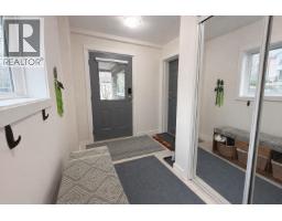 6 1233 Main Street, Squamish, BC V8B0P7 Photo 18