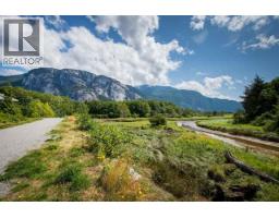 6 1233 Main Street, Squamish, BC V8B0P7 Photo 31