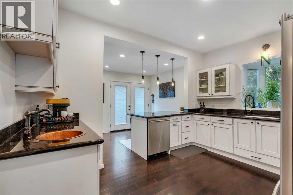 5820 Bowwater Crescent NW - photo 10