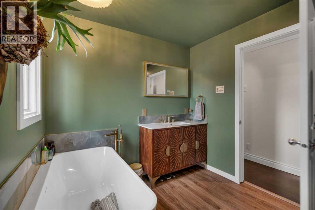 5820 Bowwater Crescent NW - photo 23