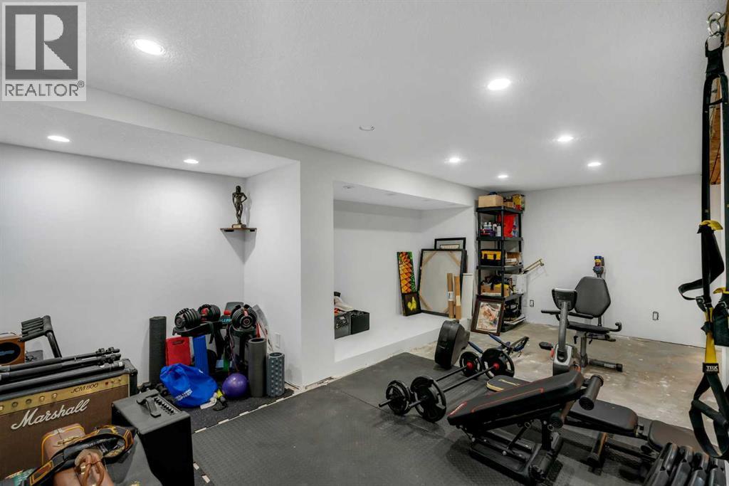 5820 Bowwater Crescent NW - photo 36