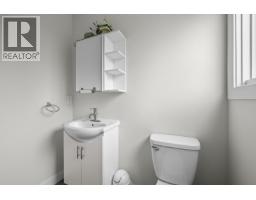 Primary Bedroom - 3463 Logan Road, West Kelowna, BC V4T1N6 Photo 12