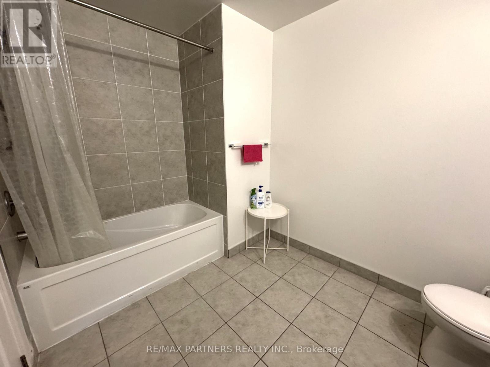 1313A - 10 ROUGE VALLEY DRIVE W, Markham (Unionville) — photo 12