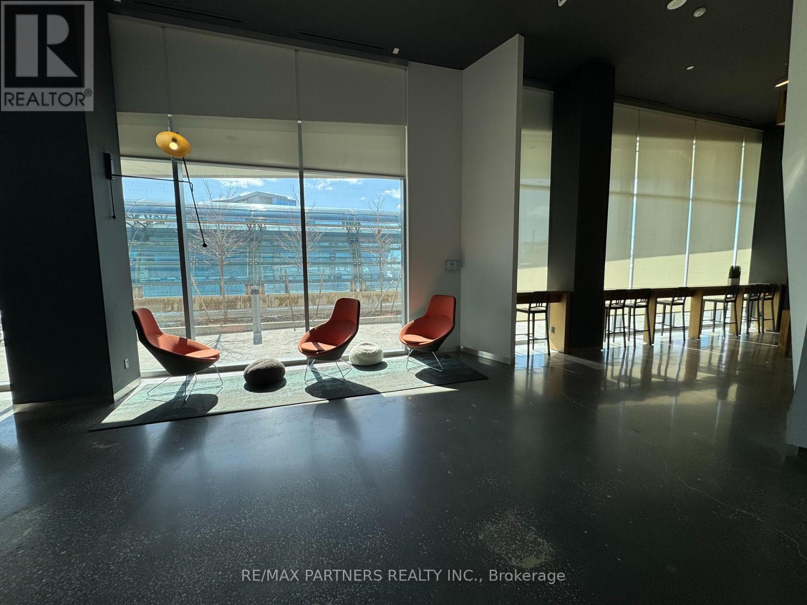 1313A - 10 ROUGE VALLEY DRIVE W, Markham (Unionville) — photo 3