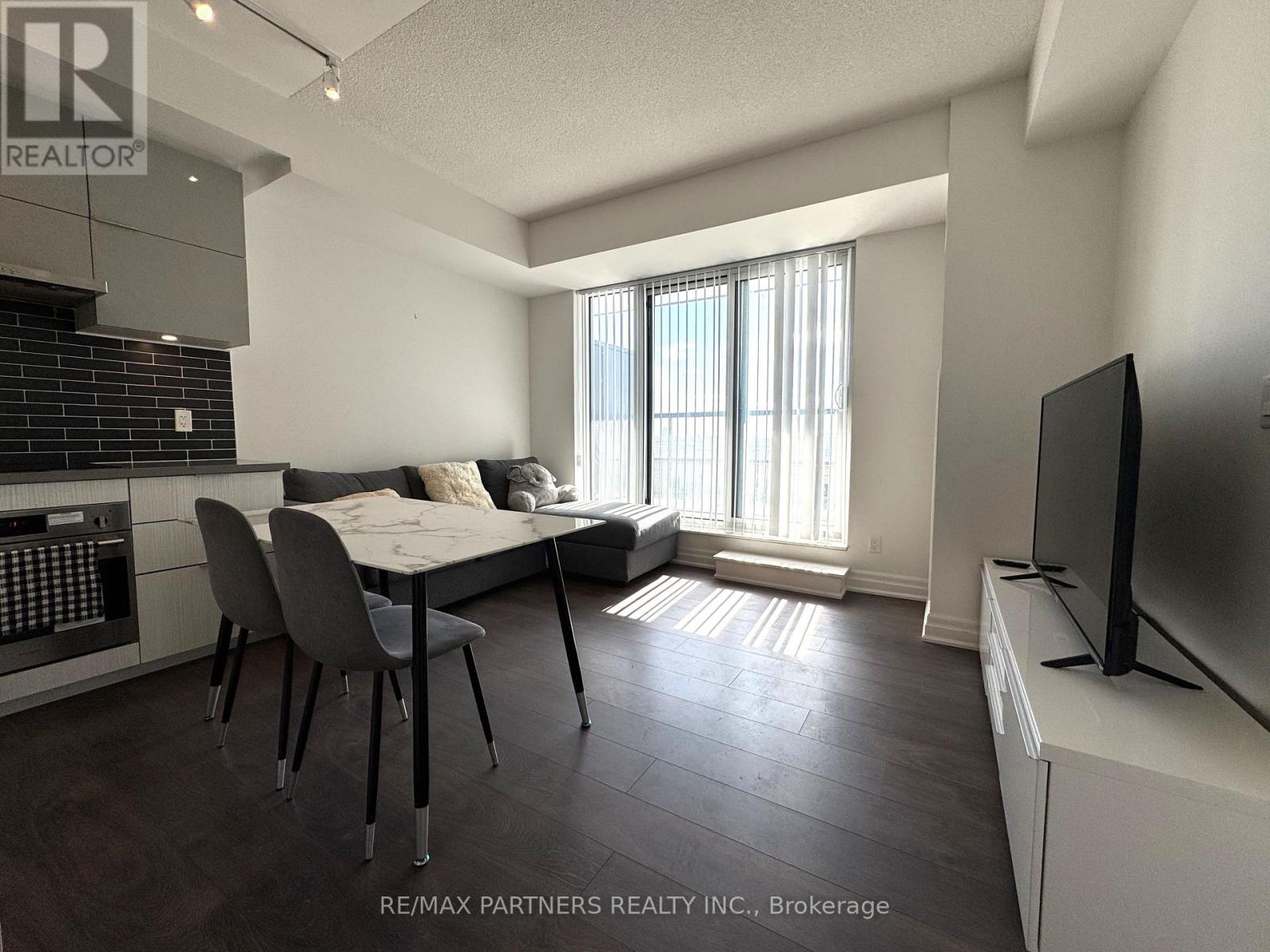 1313A - 10 ROUGE VALLEY DRIVE W, Markham (Unionville) — photo 5