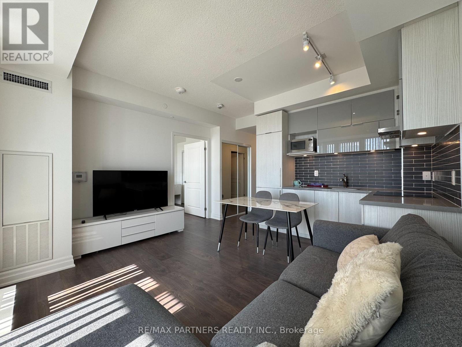 1313A - 10 ROUGE VALLEY DRIVE W, Markham (Unionville) — photo 7