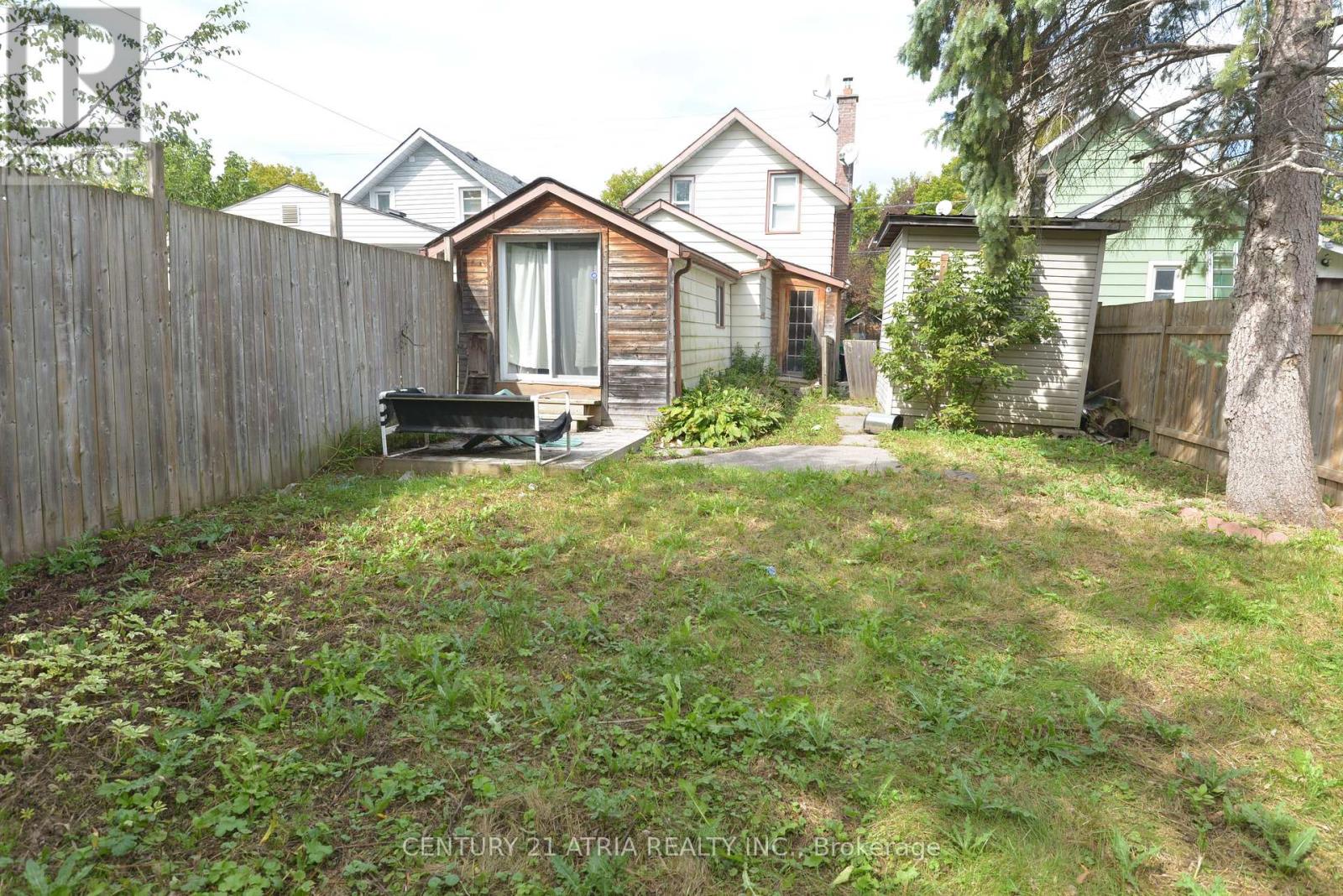 713 CHAMBERLAIN STREET - 19