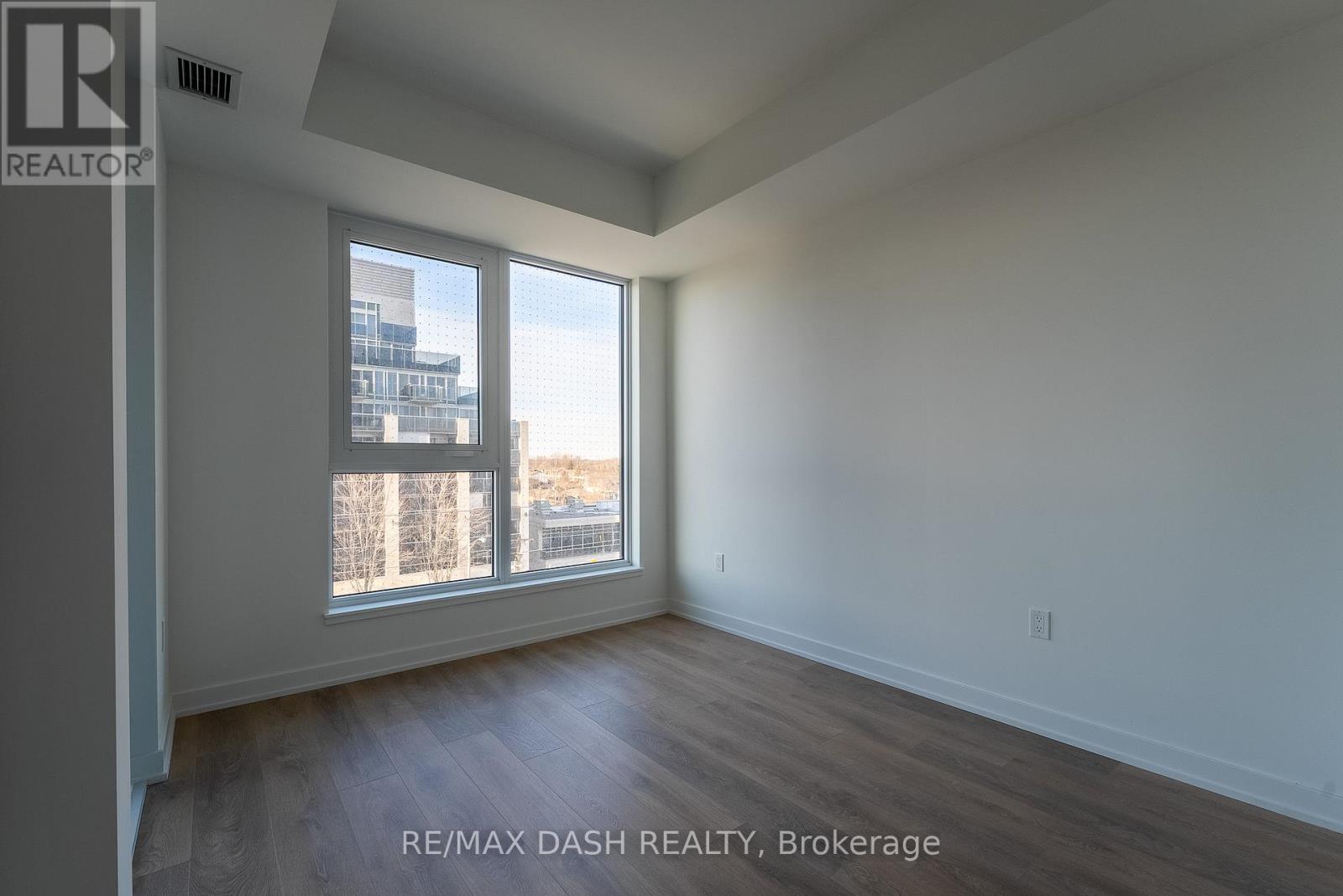 522 - 1037 THE QUEENSWAY AVENUE, Toronto (Islington-City Centre West) — photo 9