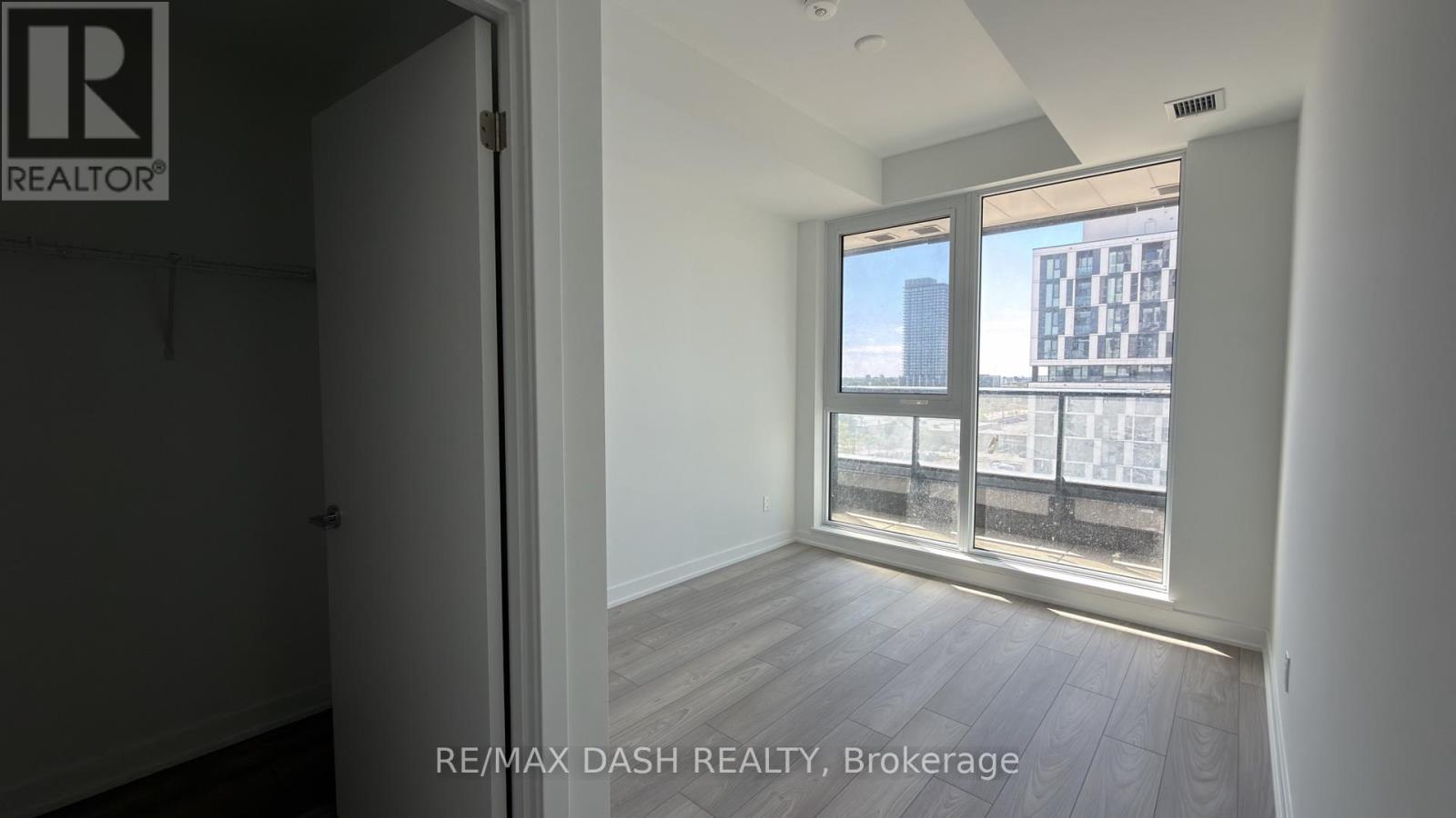 627 - 1007 THE QUEENSWAY AVENUE, Toronto (Islington-City Centre West) — photo 8
