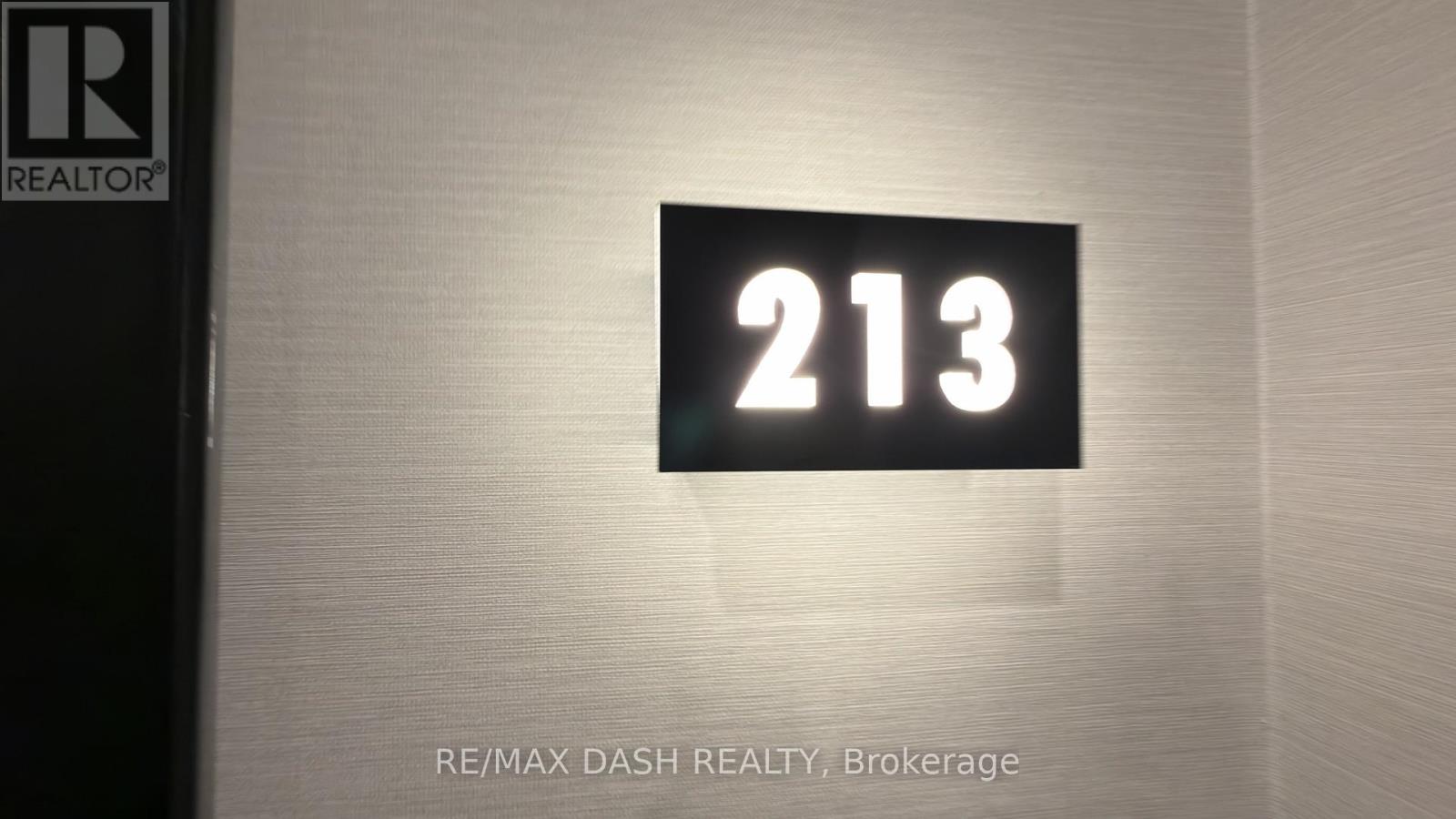 213 - 1037 THE QUEENSWAY AVENUE, Toronto (Islington-City Centre West) — photo 4