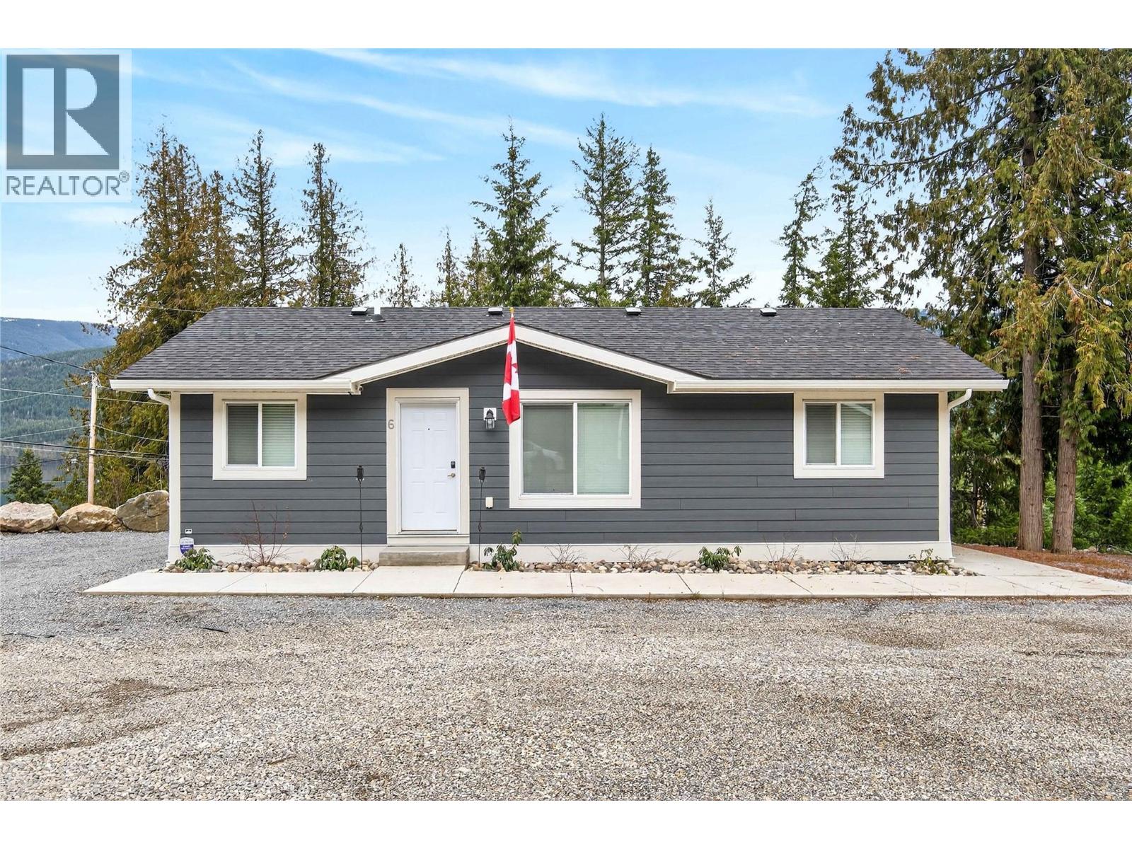 #6 3639 Parri Road - 3