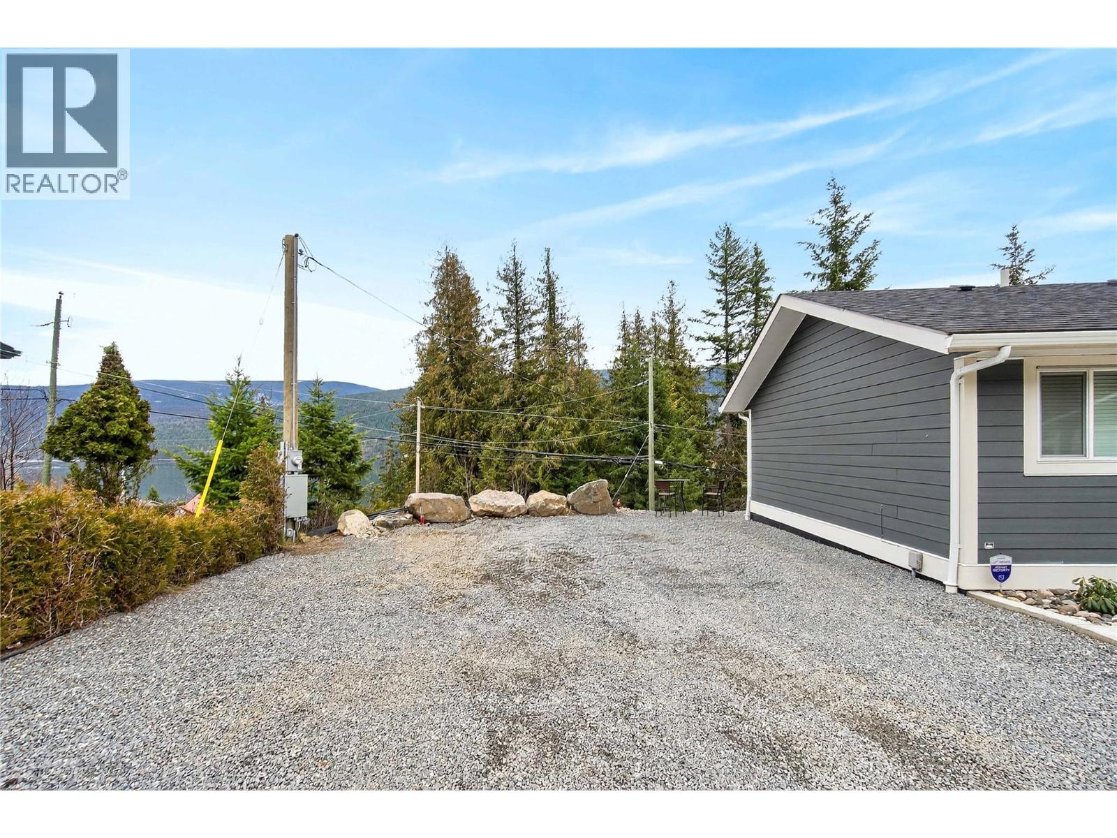 #6 3639 Parri Road - Image 30