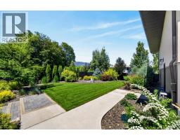 5pc Ensuite bath - 1201 20 Avenue Sw, Salmon Arm, BC V1E1L6 Photo 12