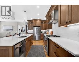 1201 20 Avenue Sw, Salmon Arm, BC V1E1L6 Photo 21