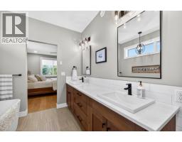 1201 20 Avenue Sw, Salmon Arm, BC V1E1L6 Photo 35