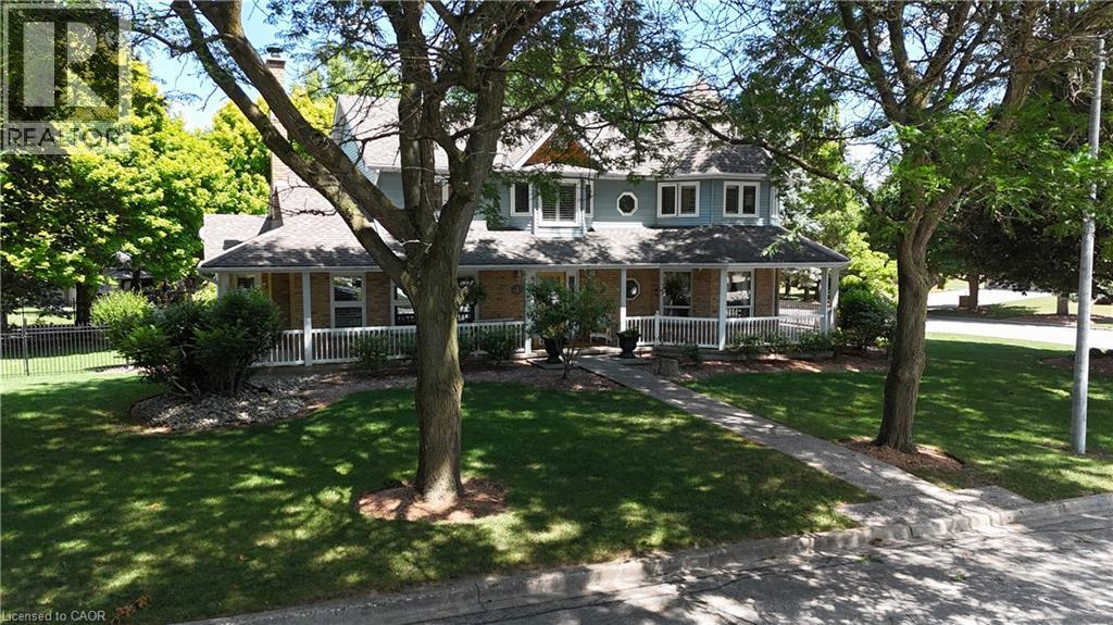 1 BAVARIAN Place - Image 42