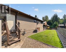 Bedroom - 2730 5 Avenue Ne, Salmon Arm, BC V1E2K3 Photo 6