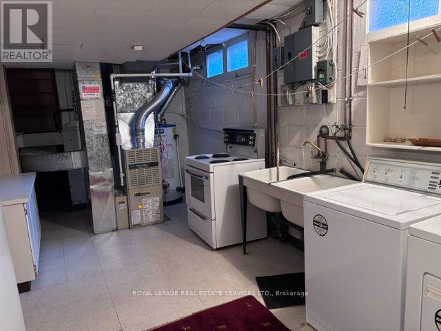 305 LA ROSE AVENUE - 20