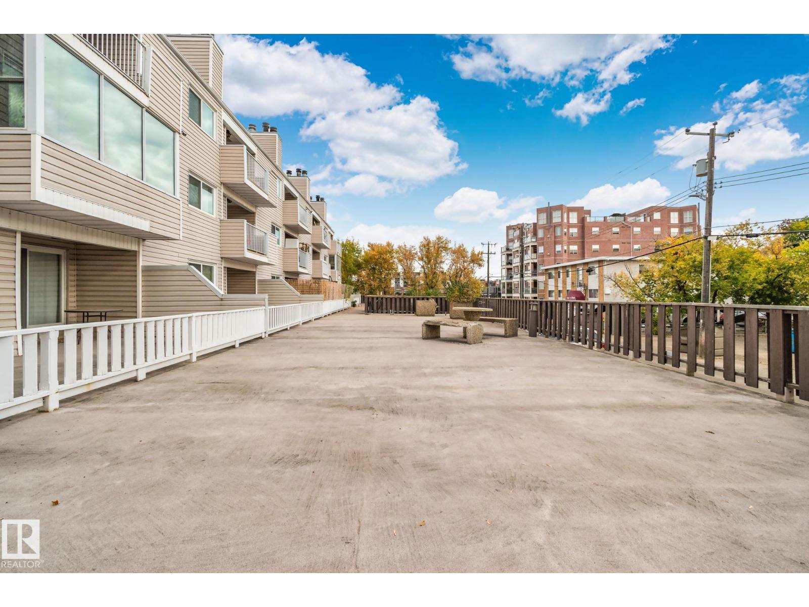 #305 10335 118 ST NW - 30