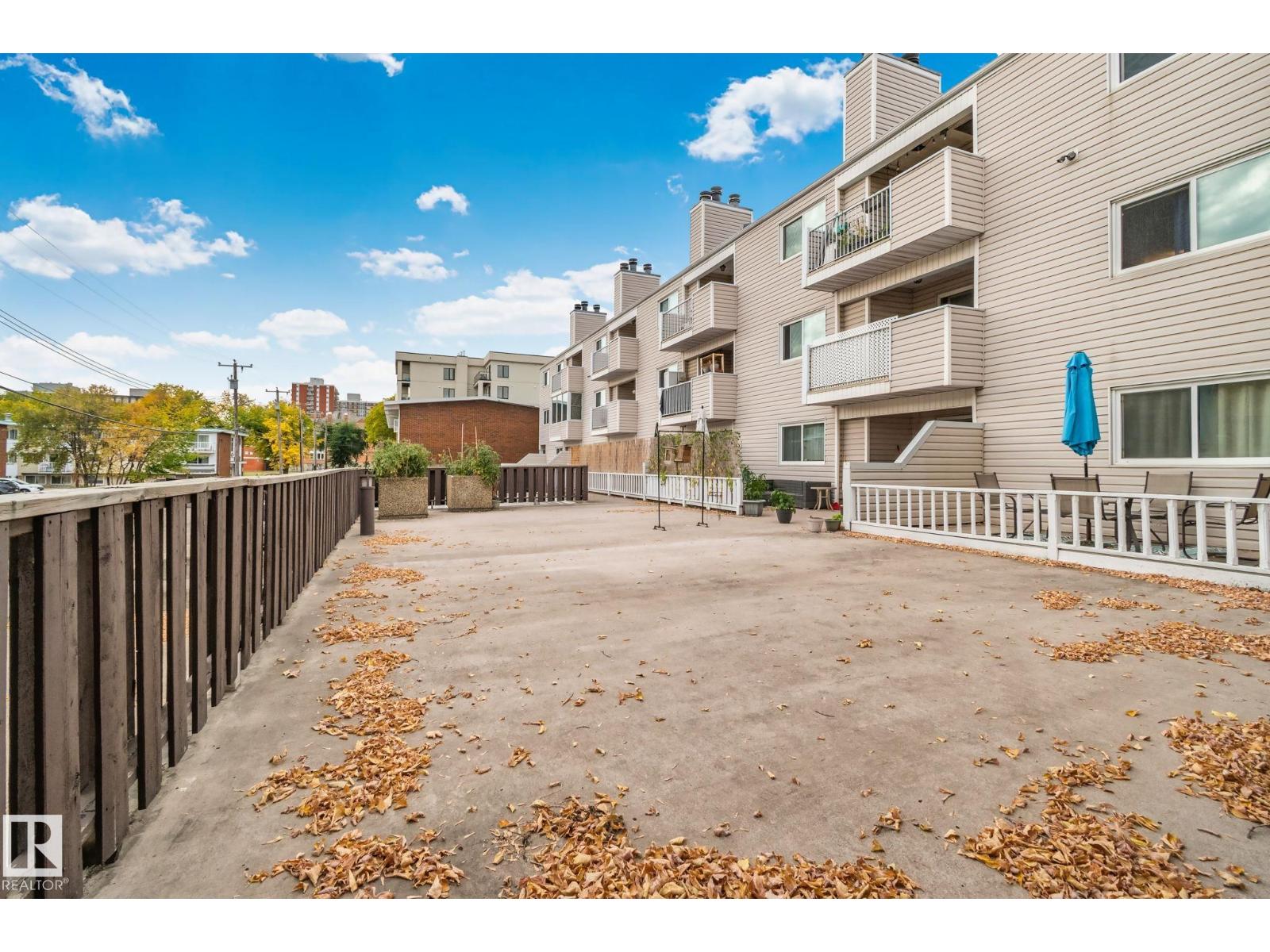#305 10335 118 ST NW - Image 33