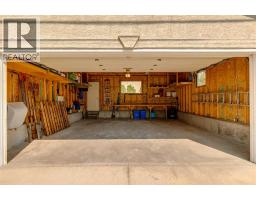 415 51 Avenue SW - photo 31