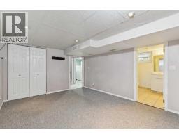 415 51 Avenue SW - photo 15