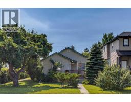 415 51 Avenue SW - photo 29