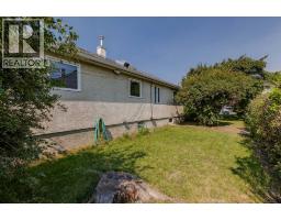 415 51 Avenue SW - photo 26