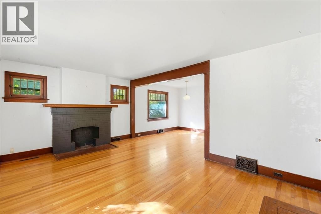 340 12 Avenue NW - photo 14