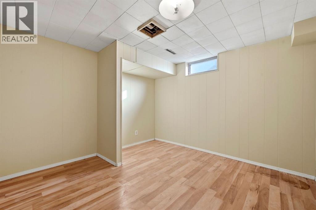 8303 Addison Drive SE - 9