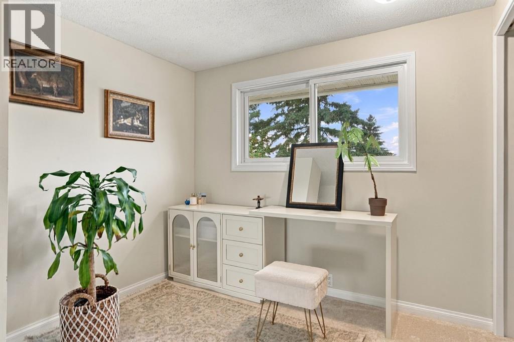194 Rundleview Close NE - photo 17