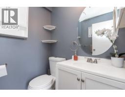 5716 71 Street, Red Deer, AB T4P3A8 Photo 12