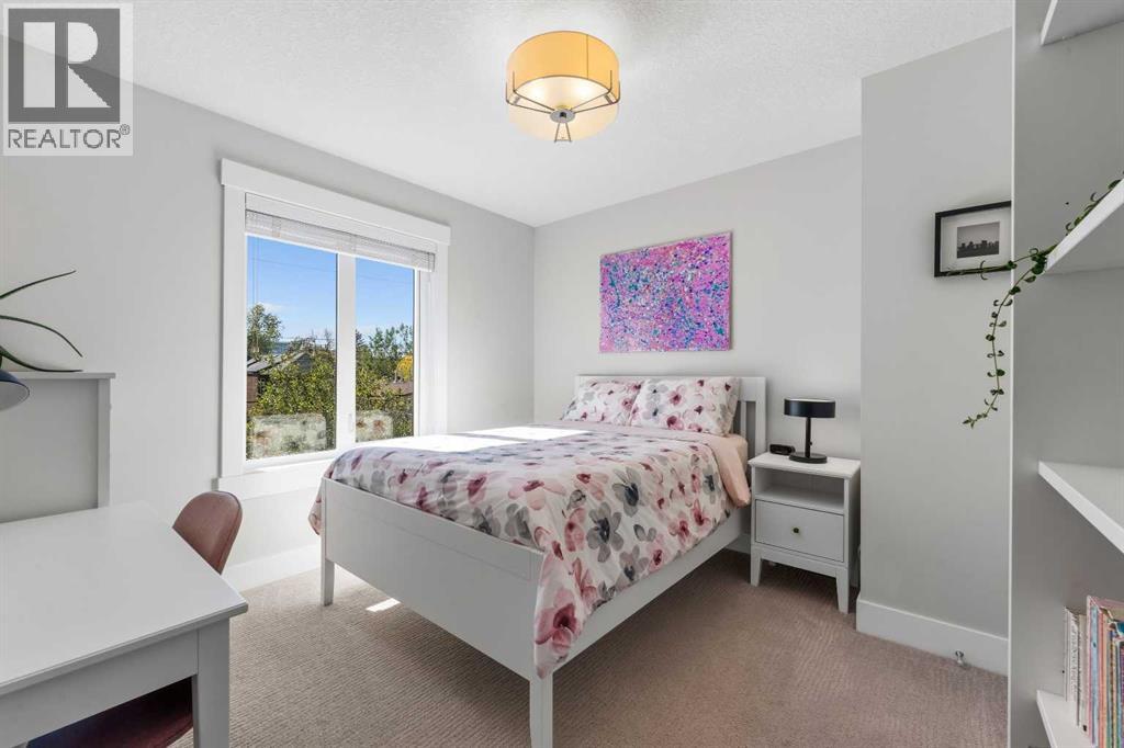 1211 19 Avenue NW - photo 35