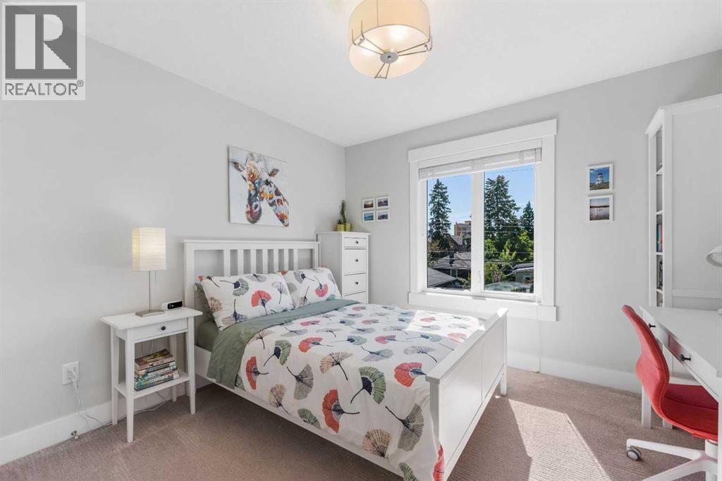 1211 19 Avenue NW - photo 33