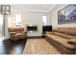 349 Hartwell Way, Aurora, ON L4G0W5 Photo 11