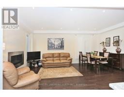 349 Hartwell Way, Aurora, ON L4G0W5 Photo 7