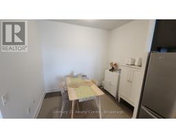 1606 - 202 Burnhamthorpe Road, Mississauga, ON L5A0B2 Photo 11