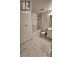 1606 - 202 Burnhamthorpe Road, Mississauga, ON L5A0B2 Photo 13