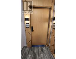 1606 - 202 Burnhamthorpe Road, Mississauga, ON L5A0B2 Photo 7