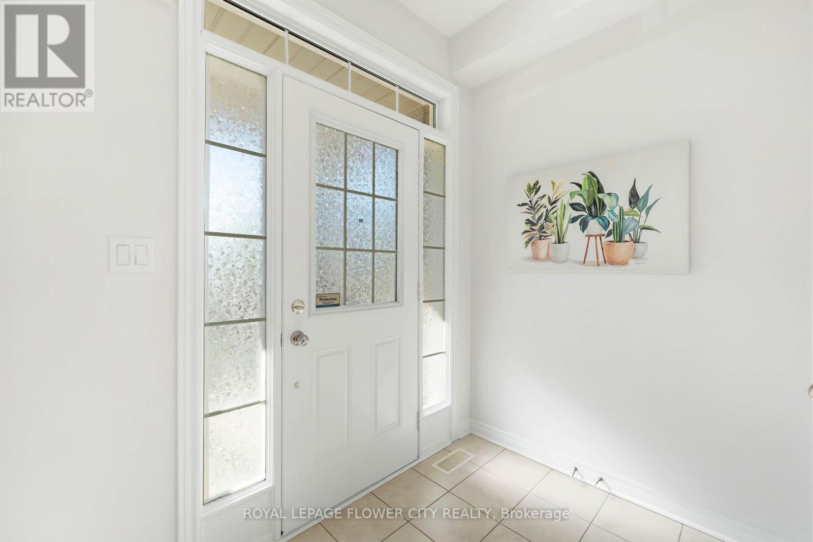 2761 William Jackson Drive, Pickering (Duffin Heights), Ontario, L1X0C1, Pickering (Duffin Heights), Ontario — photo 2 of 5