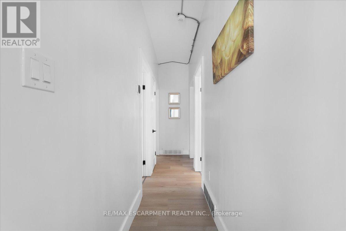 37 LILACSIDE DRIVE - 10