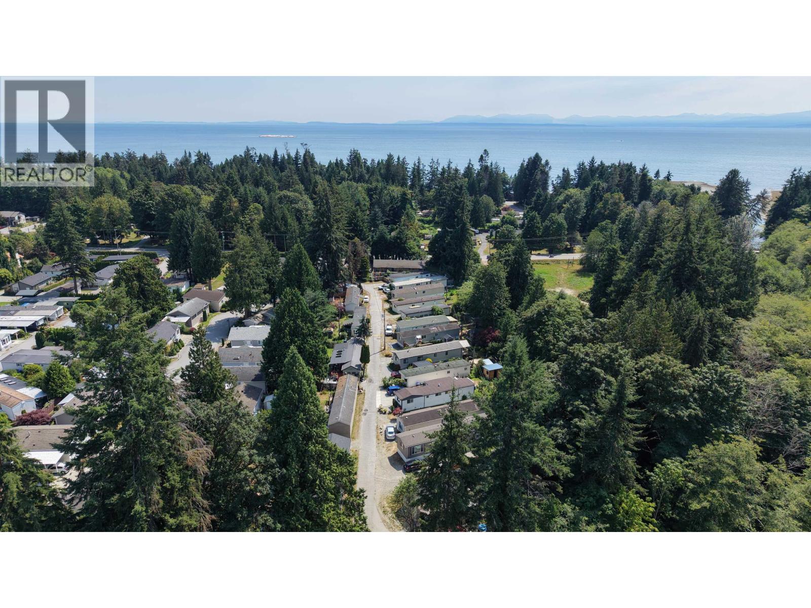 #1 4514 SUNSHINE COAST Highway, Sechelt, British Columbia, V7Z0G9, Sechelt, British Columbia — photo 4 of 5