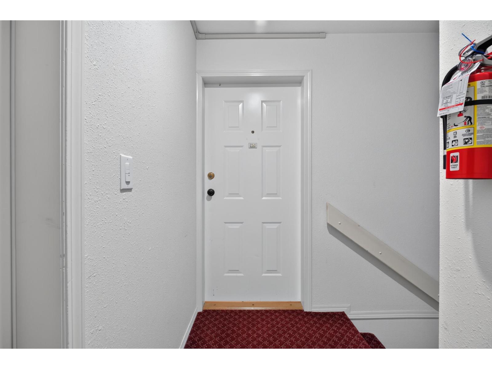256 32691 GARIBALDI DRIVE, Abbotsford - Image 1