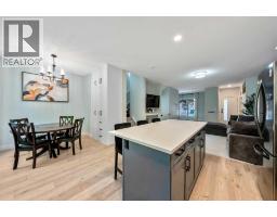 2pc Bathroom - 1918 36 Street Sw, Calgary, AB T3K3K6 Photo 10