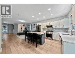 Primary Bedroom - 1918 36 Street Sw, Calgary, AB T3K3K6 Photo 9
