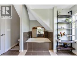 1918 36 Street Sw, Calgary, AB T3K3K6 Photo 34